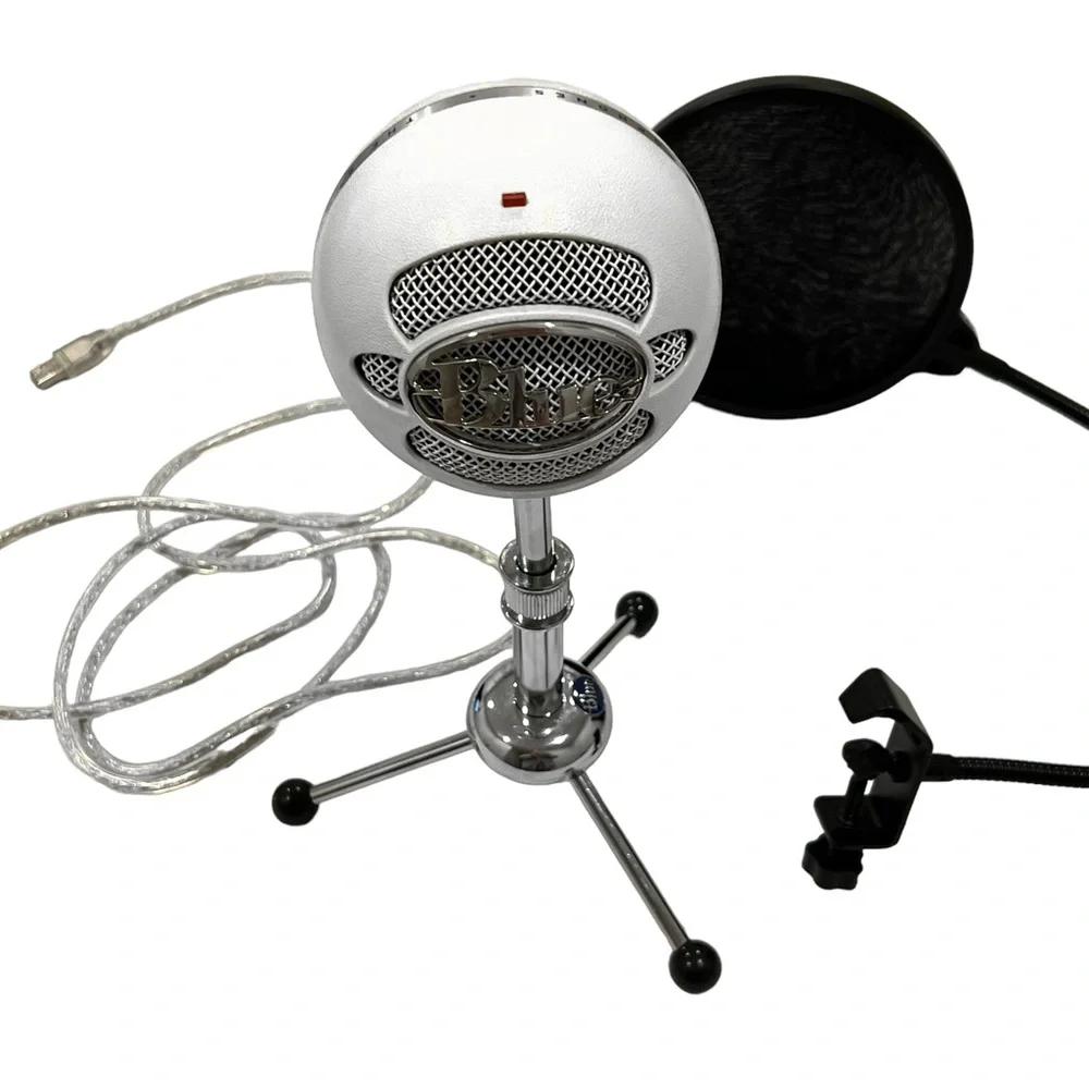Blue Snowball Microphone & Pop Guard